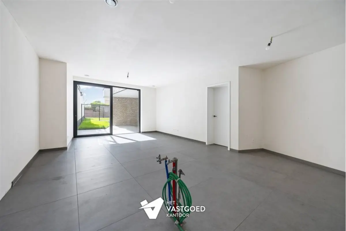 Appartement te  koop in Ham 3945 244500.00€ 1 slaapkamers 84.04m² - Zoekertje 792177