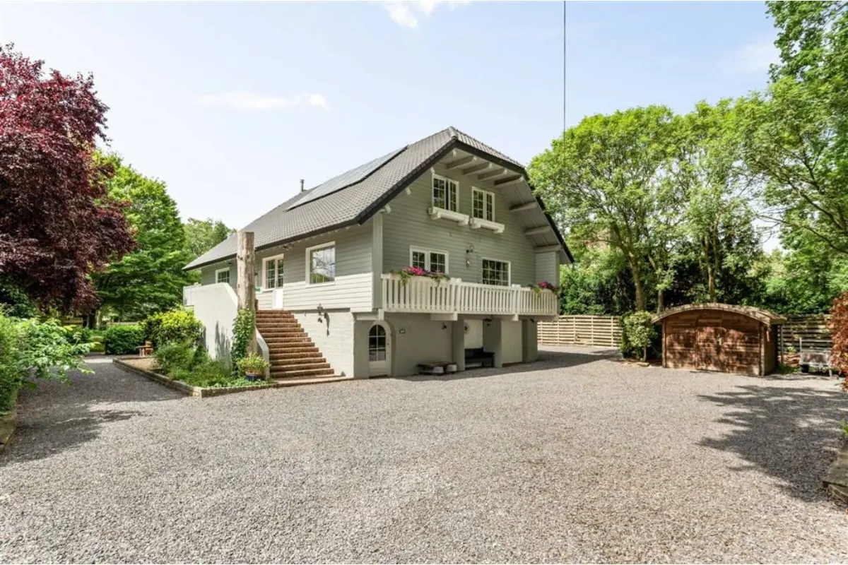 Villa te  koop in Bocholt 3950 835000.00€ 4 slaapkamers 473.00m² - Zoekertje 792257
