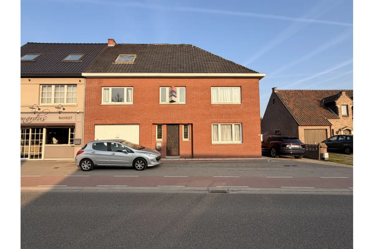 Huis te  koop in Kuringen 3511 270000.00€ 5 slaapkamers 235.00m² - Zoekertje 796667
