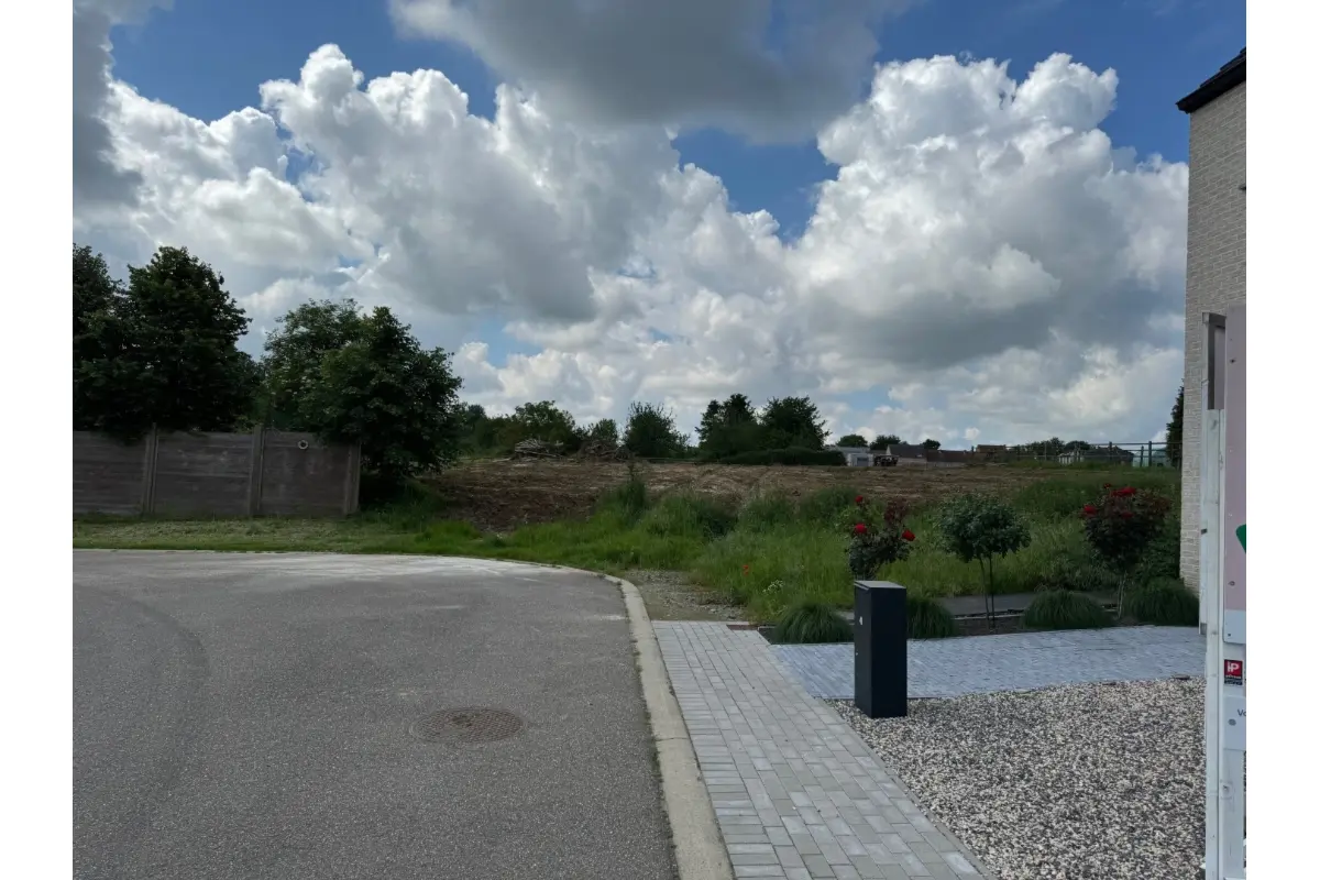 Bouwgrond te  koop in Heers 3870 75000.00€  slaapkamers m² - Zoekertje 801858