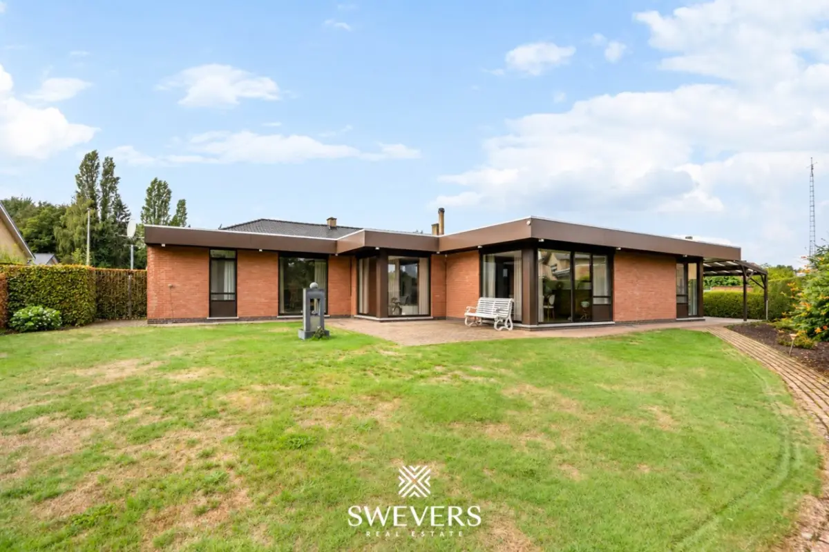Bungalow te  koop in Heusden-Zolder 3550 525000.00€ 3 slaapkamers 412.00m² - Zoekertje 809612
