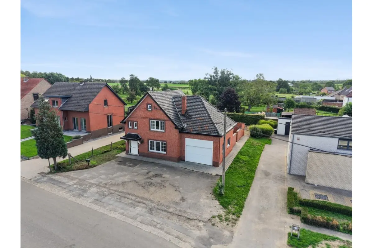 Huis te  koop in Alken 3570 330000.00€ 4 slaapkamers 223.00m² - Zoekertje 812081