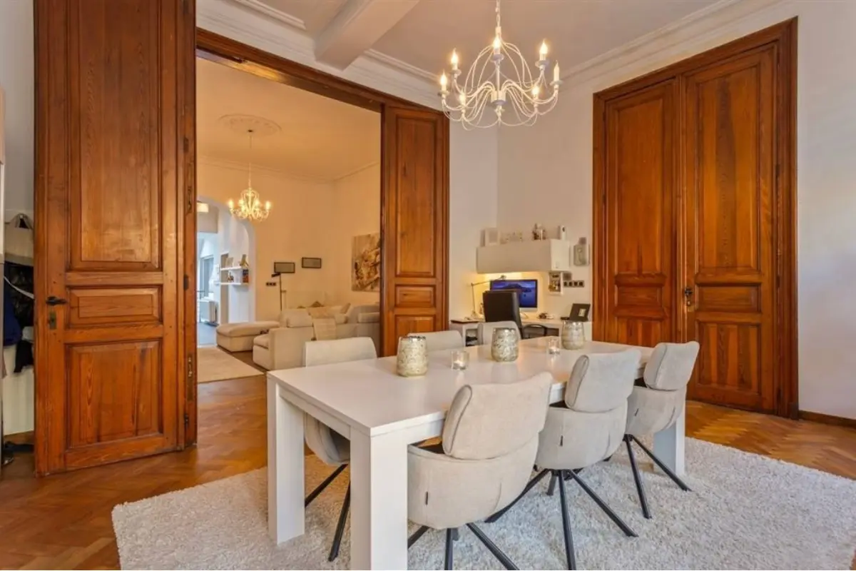 Appartementsgebouw te  koop in Sint-Truiden 3800 740000.00€  slaapkamers 599.00m² - Zoekertje 812599