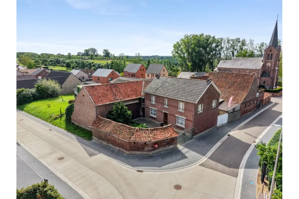 Huis te  koop in Hasselt 3500 285000.00€ 4 slaapkamers 166.00m² - Zoekertje 813188