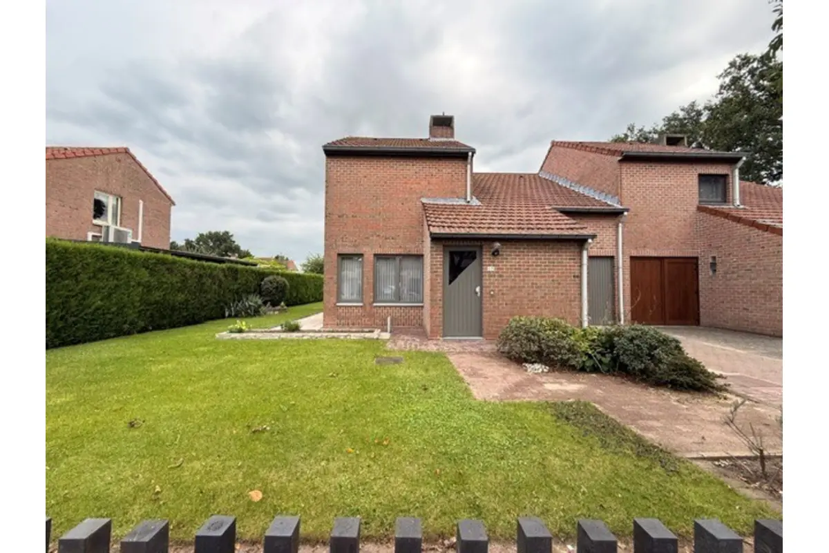 Huis te  huur in Kleine-Brogel 3990 1200.00€ 3 slaapkamers m² - Zoekertje 814323