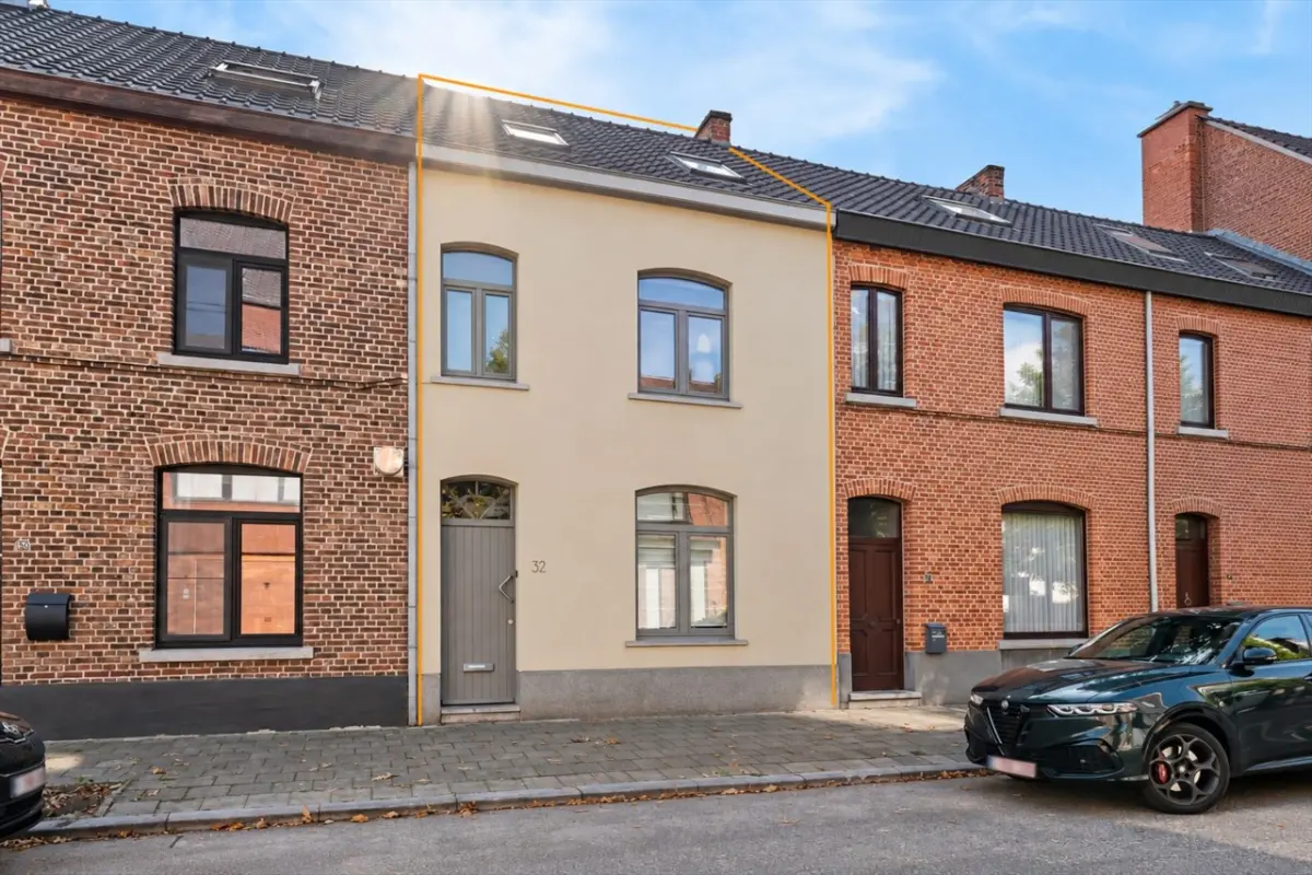 Huis te  koop in Hasselt 3500 375000.00€ 3 slaapkamers 146.00m² - Zoekertje 822239