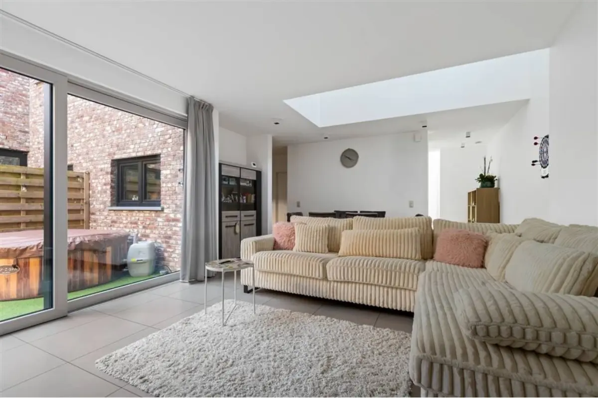 Huis te  koop in Hasselt 3500 375000.00€ 3 slaapkamers 160.00m² - Zoekertje 823966