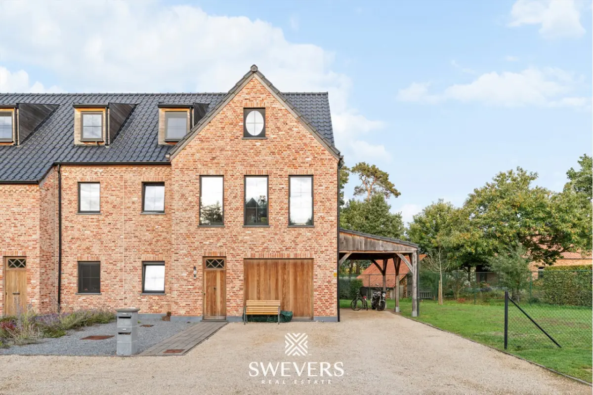 Appartement te  koop in Heusden-Zolder 3550 325000.00€ 2 slaapkamers 100.00m² - Zoekertje 824679
