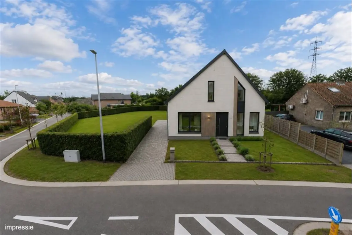 Huis te  koop in Kuringen 3511 274000.00€ 3 slaapkamers 122.00m² - Zoekertje 828533
