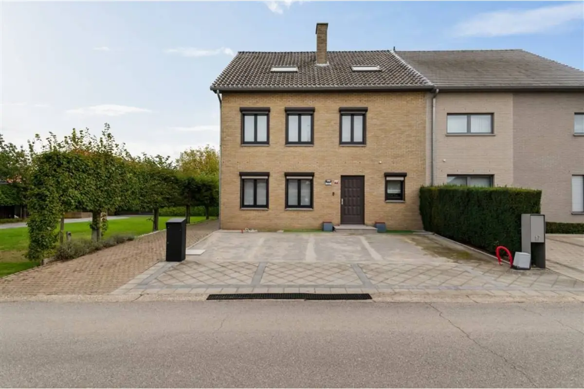 Huis te  koop in Alken 3570 475000.00€ 5 slaapkamers 299.00m² - Zoekertje 828548