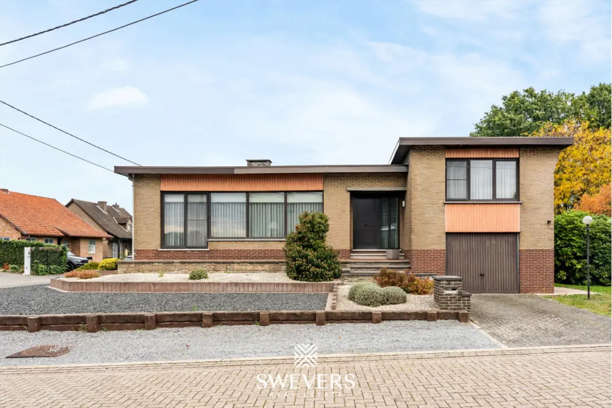 Huis te  koop in Houthalen-Helchteren 3530 280000.00€ 3 slaapkamers 186.00m² - Zoekertje 829848